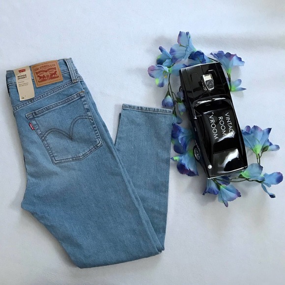 Levi's Denim - Levi's NWT High Rise Wedgie Skinny Jeans Women 29